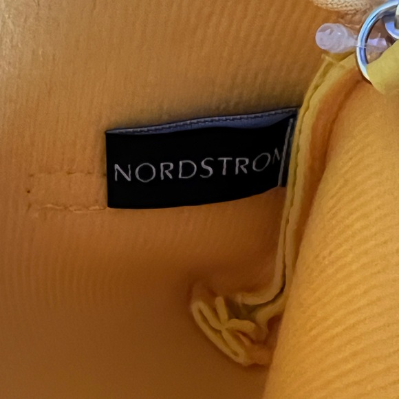 Nordstrom Convertible Fanny Pack / Pouch / Wallet with Adjustable Rainbow Strap - Picture 6 of 8